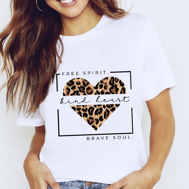 Women’s Harajuku Graphic T-Shirt | White Star Aesthetic Oversized Top | Trendy Y2K Streetwear Tee for Women | Harajuku Fashion Shirt