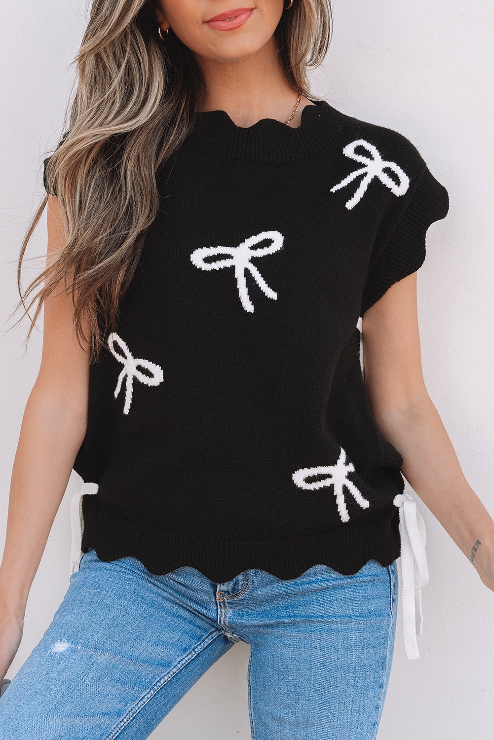Threaded Pear Dayana Bow Print Side Ties Sweater Top