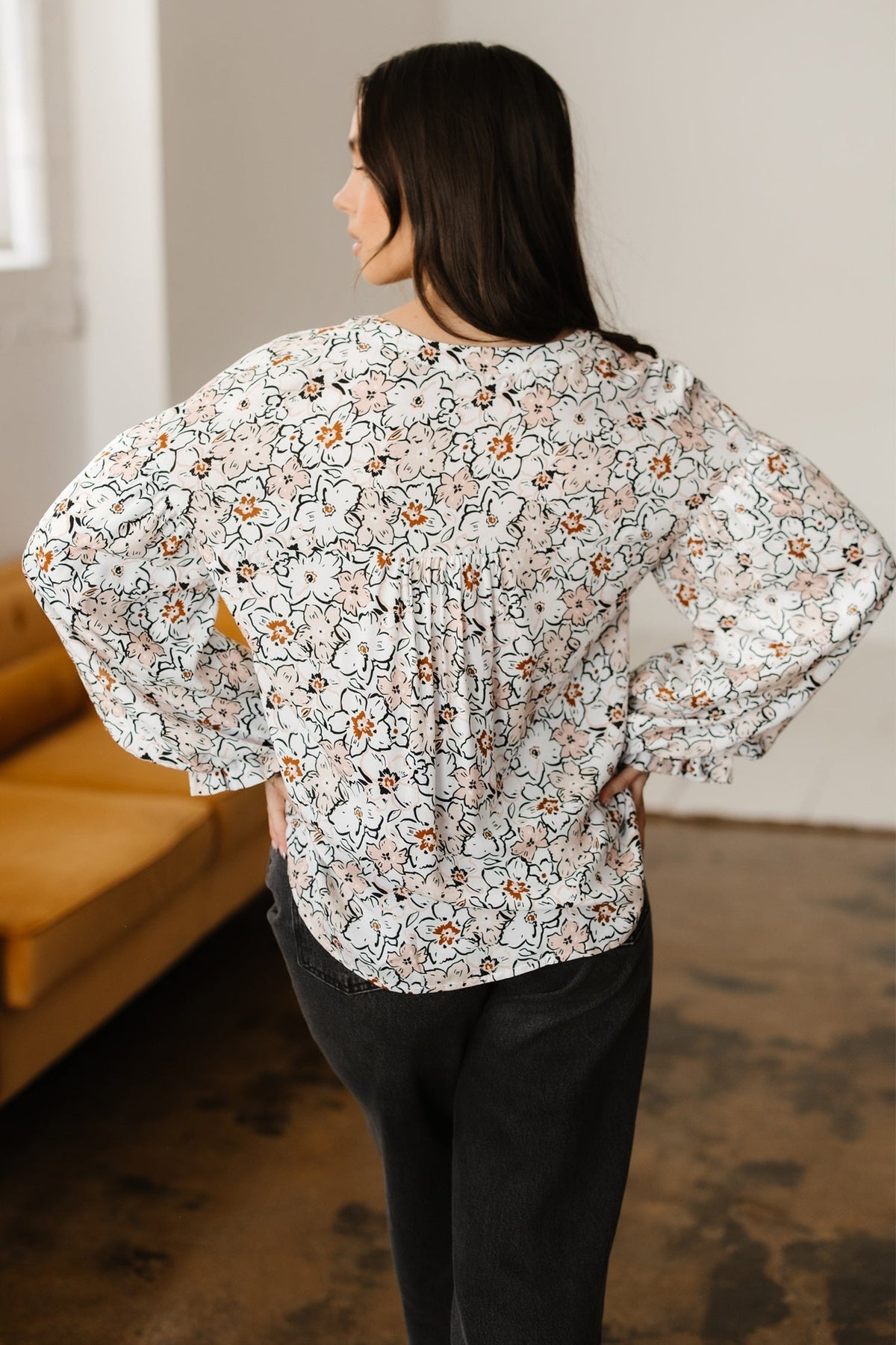 Threaded Pear Aubrey Puff Sleeve Down Shirt