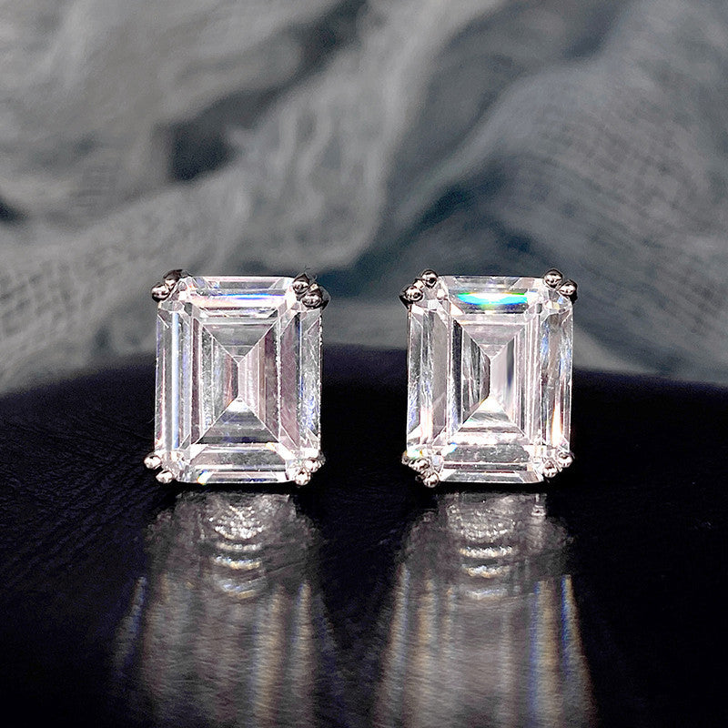 Rectangular Zircon Earrings | Minimalist Unisex Ear Jewelry | High-Sense Geometric Stud Earrings | Luxury-Label Statuesque Radiant Accessory | 2026 High-Fashion Emerald-Luxe Essential