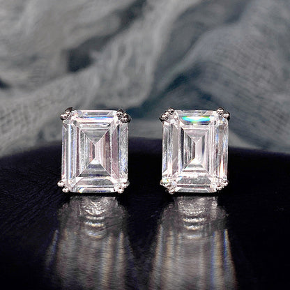 Rectangular Zircon Earrings | Minimalist Unisex Ear Jewelry | High-Sense Geometric Stud Earrings | Luxury-Label Statuesque Radiant Accessory | 2026 High-Fashion Emerald-Luxe Essential