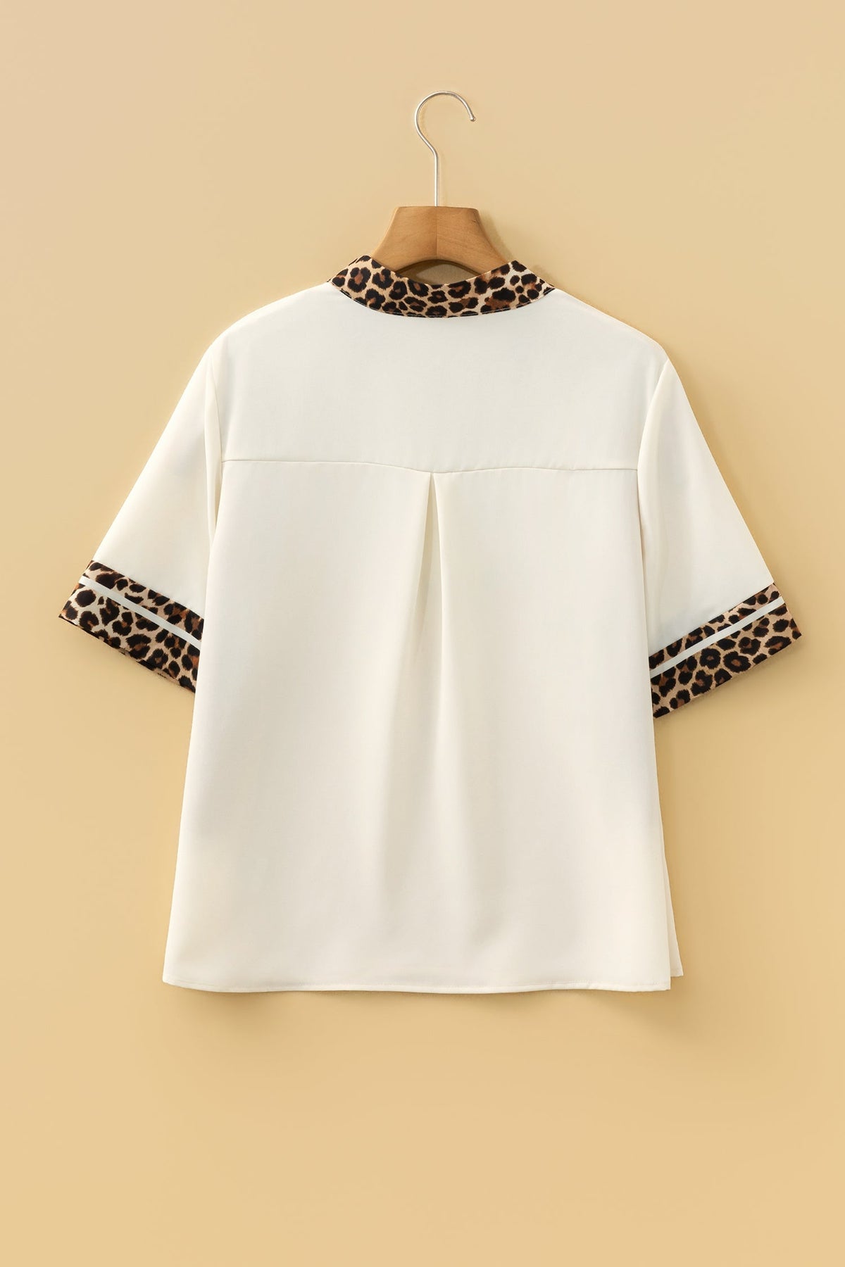 Threaded Pear Lakelyn Trim Short Sleeve Blouse