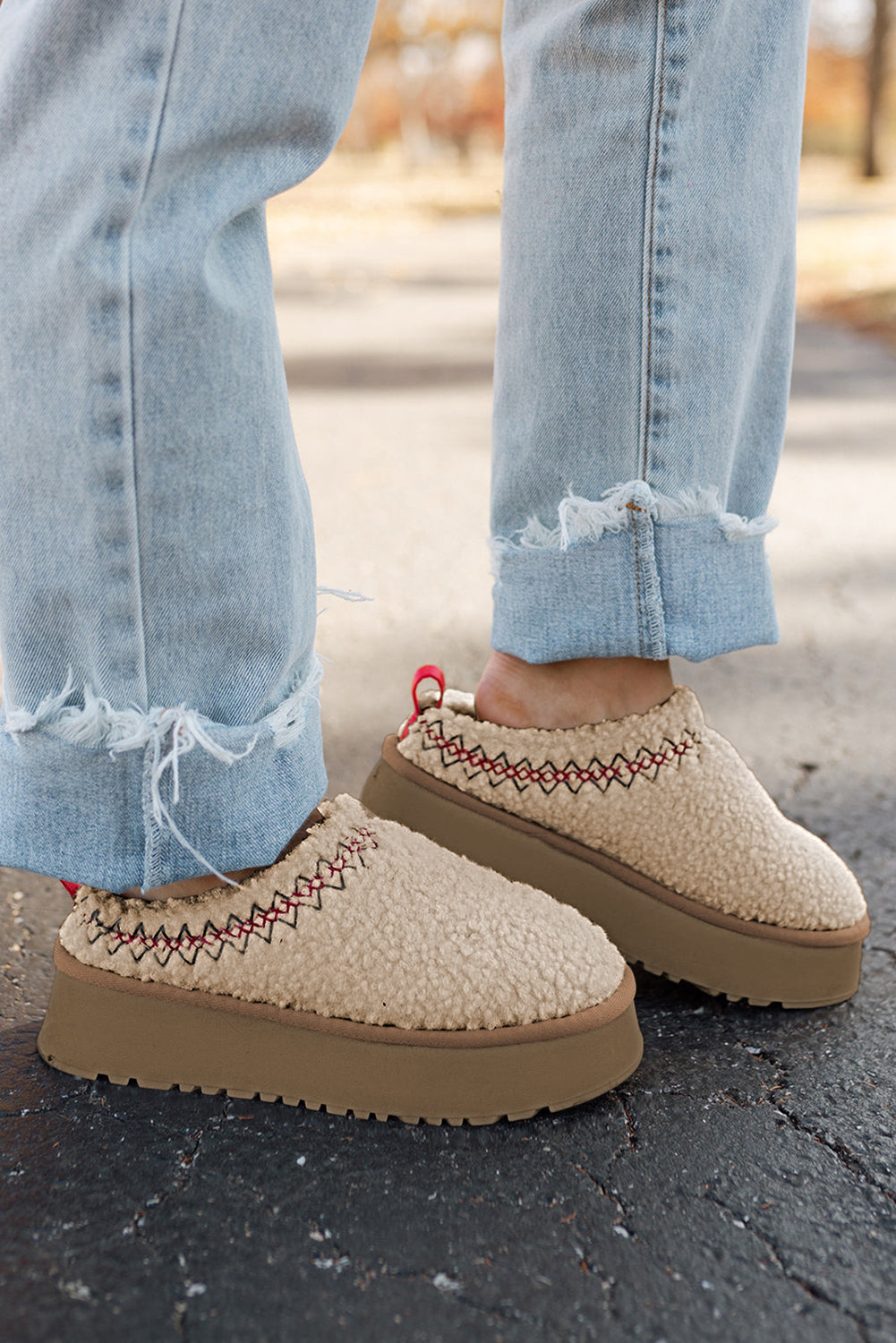 Threaded Pear Olivia Thick Sole Slippers