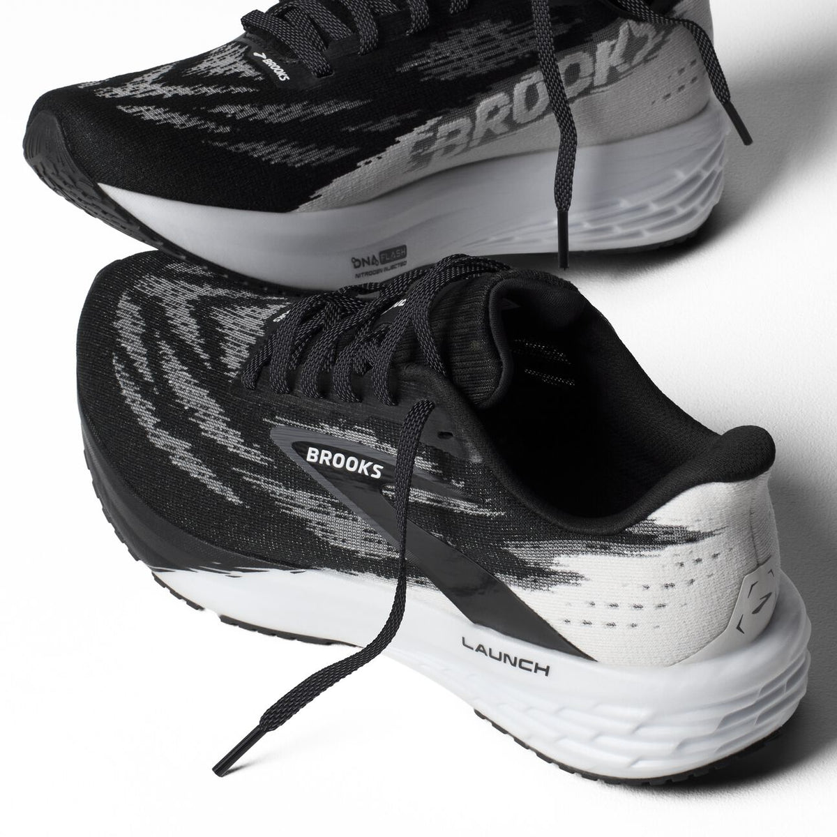 Brooks Men's Launch 11