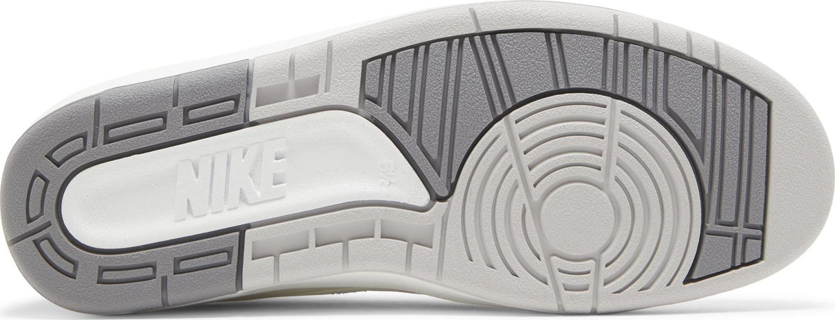 Air Jordan Grade School Retro 2 'Cement Grey Gs' Sneakers