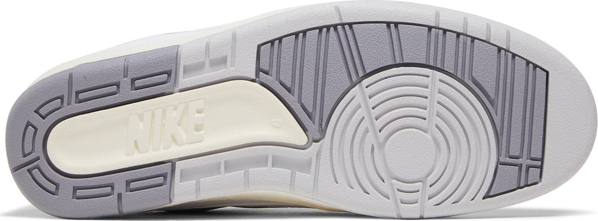 Air Jordan Men's Retro 2 Low Sneakers