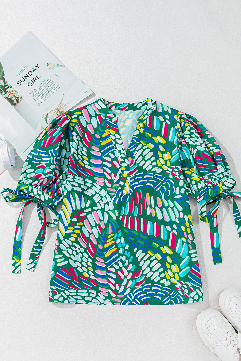 Threaded Pear Ellianna Geometric Puff Sleeve Blouse