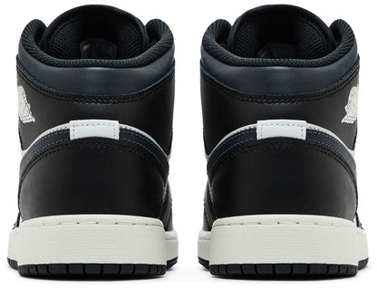 Air Jordan Grade School Retro 1 Mid 'Off Noir Toe Gs' Sneakers