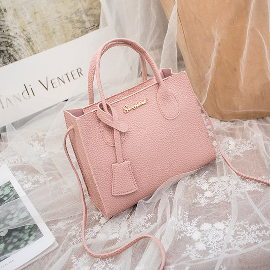 Women’s Personality Messenger Mobile Phone Bag | High-Sense One-Shoulder Mini Crossbody | Trendy Minimalist Multi-Functional Phone Purse | Luxury-Label Statuesque Travel Pouch | 2026 High-Fashion Radiant Urban Accessory