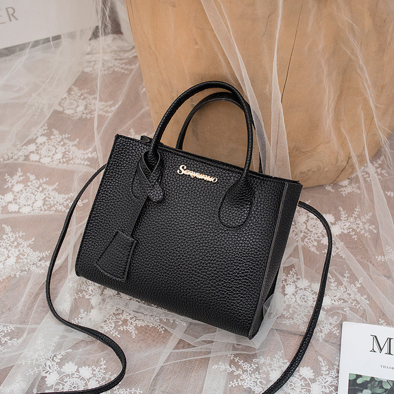 Women’s Personality Messenger Mobile Phone Bag | High-Sense One-Shoulder Mini Crossbody | Trendy Minimalist Multi-Functional Phone Purse | Luxury-Label Statuesque Travel Pouch | 2026 High-Fashion Radiant Urban Accessory