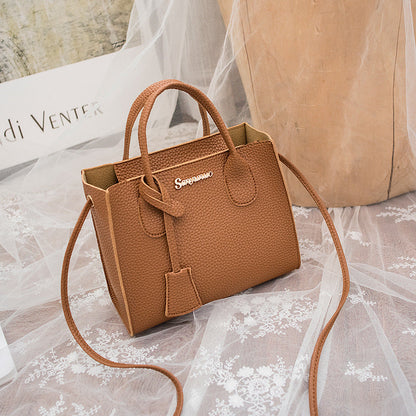 Women’s Personality Messenger Mobile Phone Bag | High-Sense One-Shoulder Mini Crossbody | Trendy Minimalist Multi-Functional Phone Purse | Luxury-Label Statuesque Travel Pouch | 2026 High-Fashion Radiant Urban Accessory