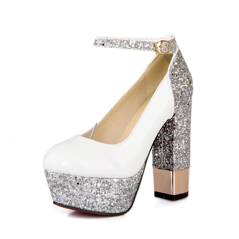 Women’s Retro Patent Leather Buckle Platform Shoes | Thick Square High-Heel Mary Janes | High-Sense Glossy Executive Heels | Trendy Minimalist Platform Pumps | 2026 High-Fashion Statuesque Party Shoes