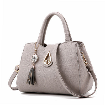 Smooza Luxury Women’s Handbag with Tassel | Designer Leather-Style Shoulder Bag | High-Sense Structured Tote for Women | Trendy Minimalist Tassel Designer Purse | 2026 High-Fashion Premium Ladies Handbag
