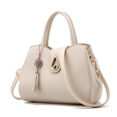 Smooza Luxury Women’s Handbag with Tassel | Designer Leather-Style Shoulder Bag | High-Sense Structured Tote for Women | Trendy Minimalist Tassel Designer Purse | 2026 High-Fashion Premium Ladies Handbag