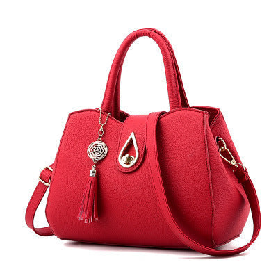 Smooza Luxury Women’s Handbag with Tassel | Designer Leather-Style Shoulder Bag | High-Sense Structured Tote for Women | Trendy Minimalist Tassel Designer Purse | 2026 High-Fashion Premium Ladies Handbag