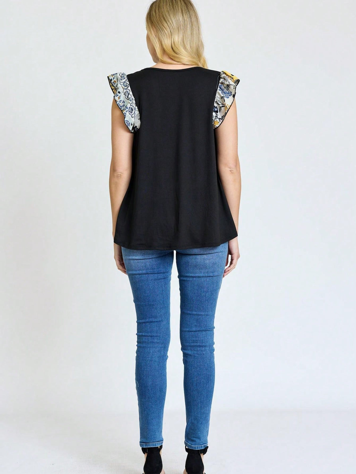 Contrast Ruffle Trim Floral  Flutter Cap Sleeve Top For Leggings Shorts And Jeans  | 7 Colors | S-3X