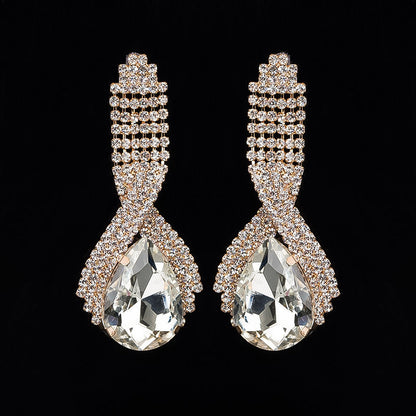 Queen’s Gorgeous Banquet Party Earrings | Luxury Statement Chandelier Drops | High-Fashion Wedding & Gala Jewelry | Sparkling Elegant Dangle Earrings for Women