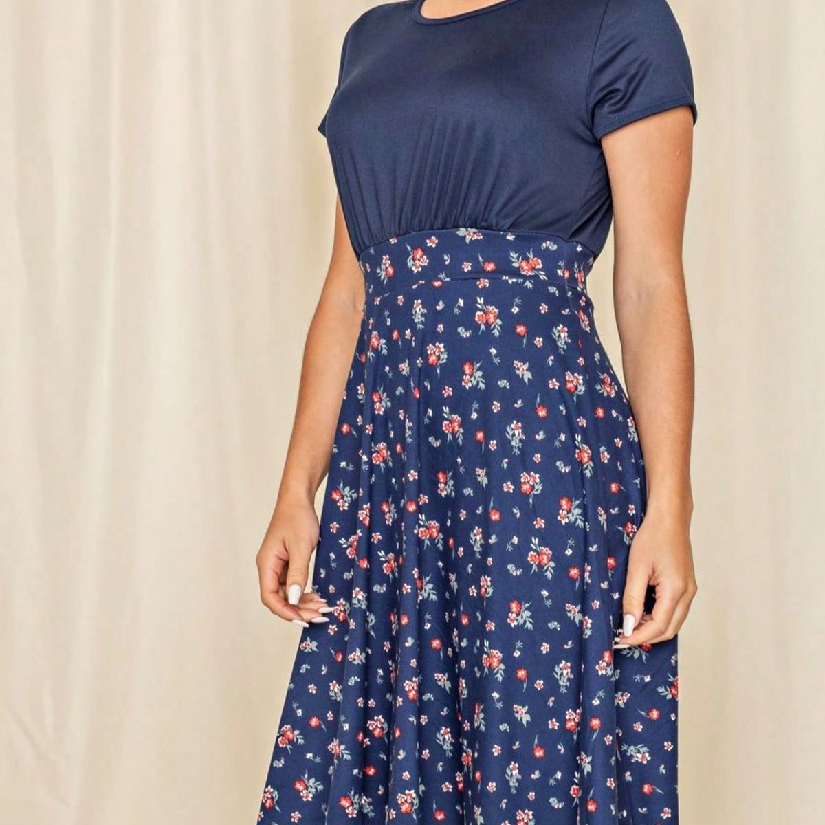 Contrast Mixed Ditsy Print Ruffled Hem Tiered Knee Length T Shirt Dress | S To 3X Plus