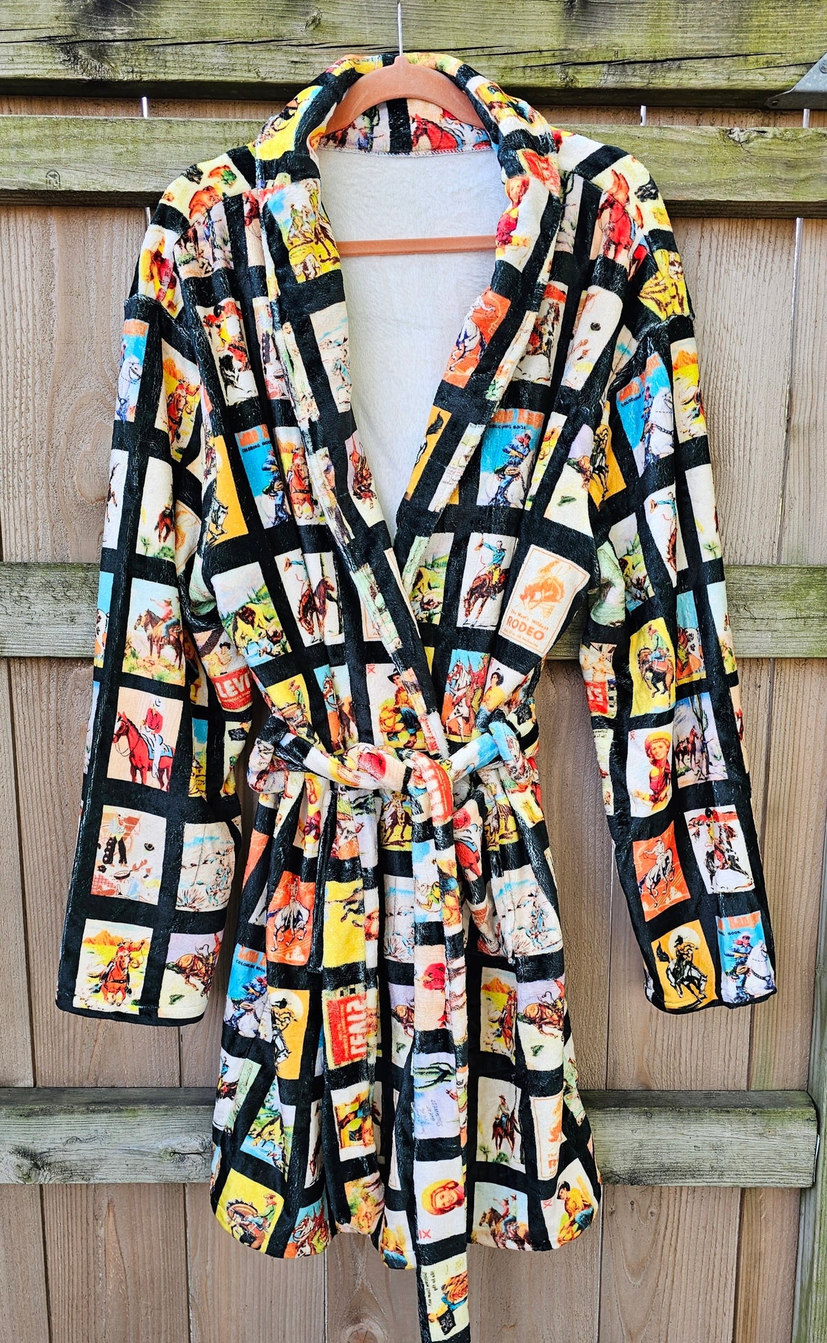 Baha Ranch Vintage Cowboy Collage Western Robe