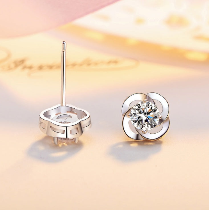 925 Sterling Silver Clover Earrings | Elegant Four-Leaf Clover Studs for Women | High-Sense Minimalist Luck Jewelry | Trendy Tiny Clover Flower Earrings | 2026 High-Fashion Delicate Silver Studs