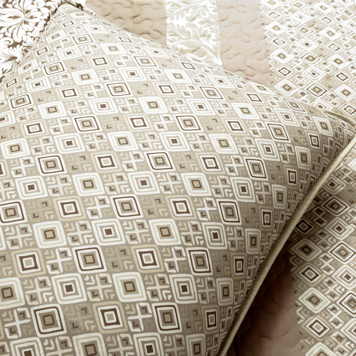 Boho Stripe Quilt Set