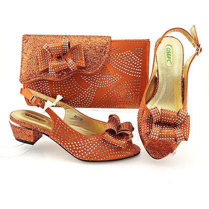 Point-Toe Buckle Heels & Matching Evening Clutch Set | High-Sense Zircon Buckle Stilettos | Trendy Minimalist Rhinestone Evening Bag | Luxury-Label Coordinating Party Set | 2026 High-Fashion Statuesque Gala Accessories