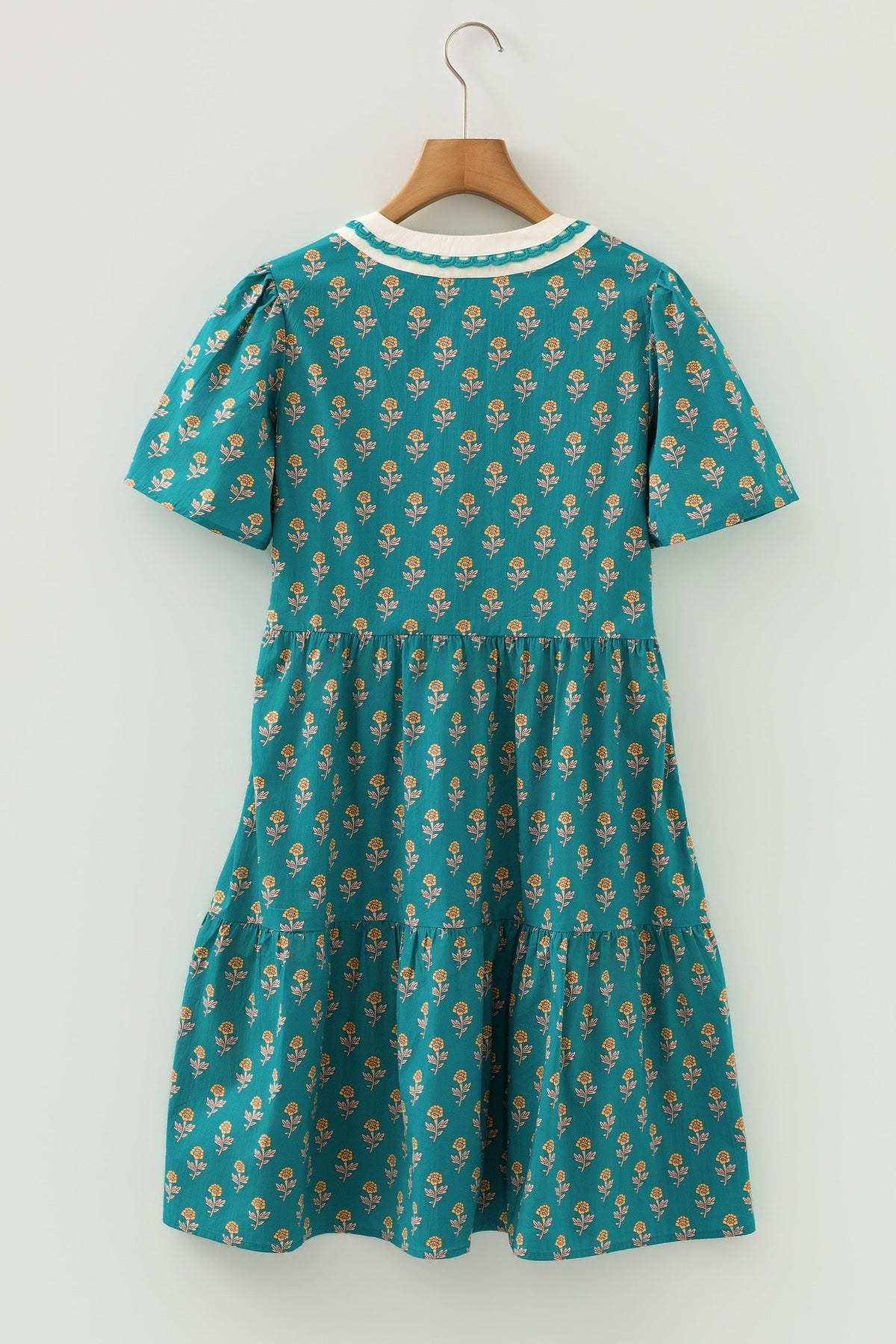 Threaded Pear Clover Short Sleeve Floral Dress