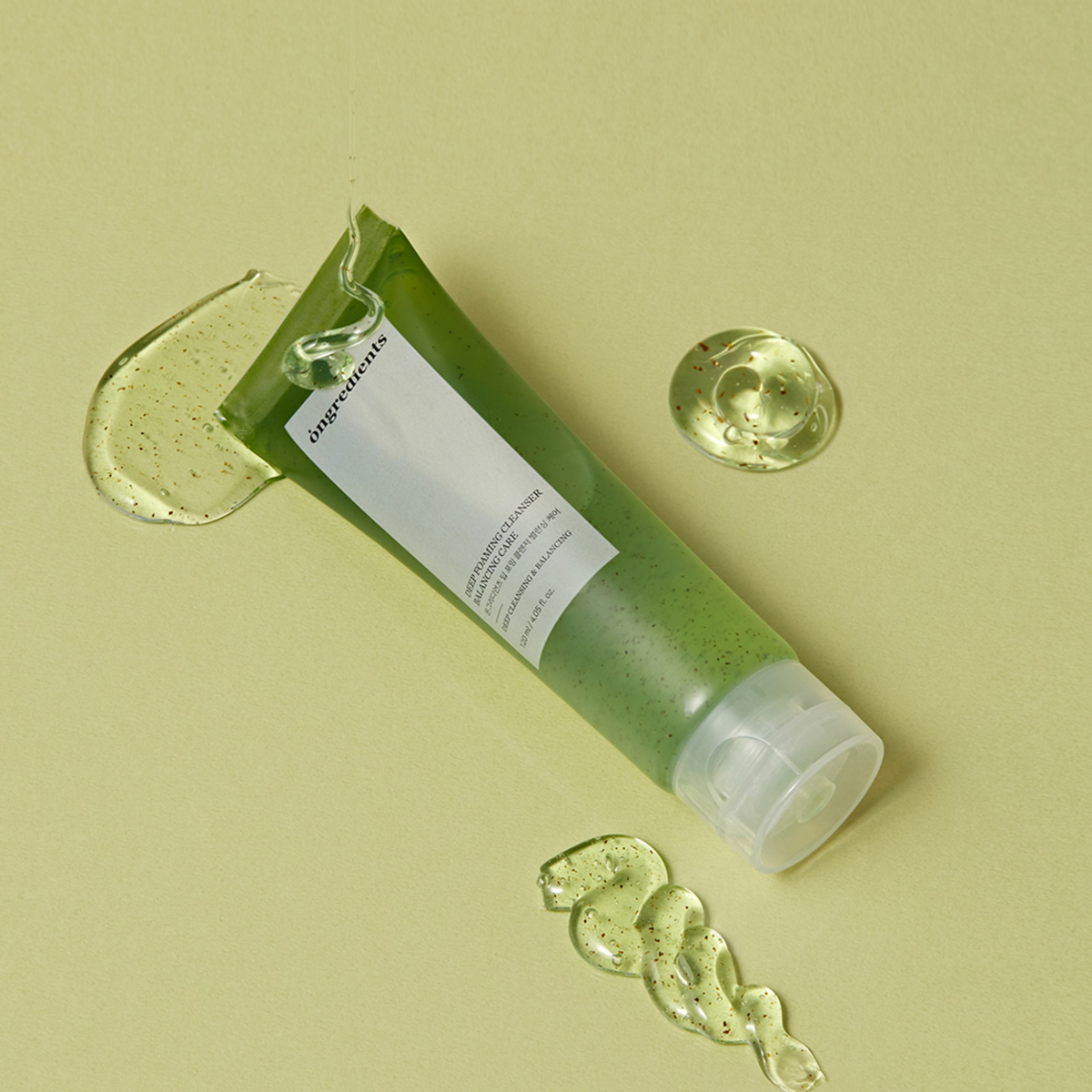 Deep Foaming Cleanser (120ml)