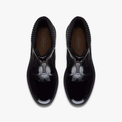Clarks Women's Calla Zip Booties