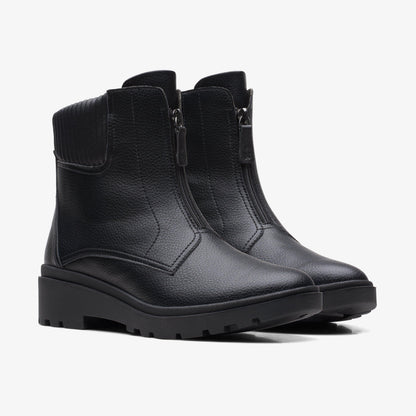 Clarks Women's Calla Zip Booties