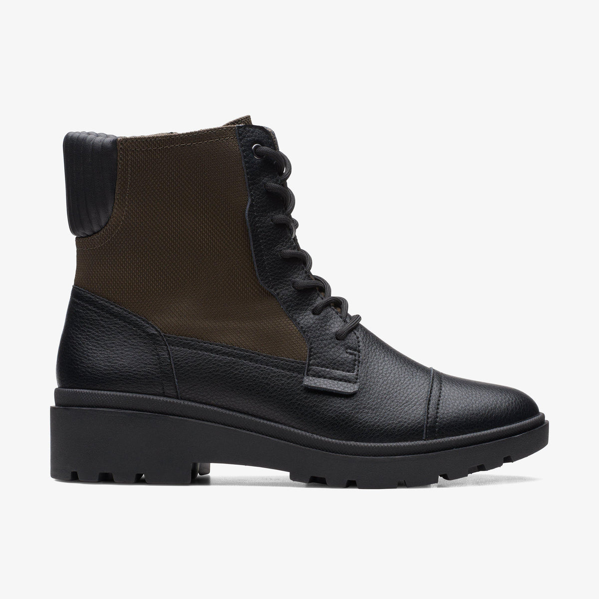 Clarks Women's Calla Charm Boots
