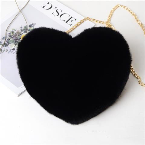Women’s Love Heart Plush Chain Shoulder Bag | High-Sense Valentine’s Party Handbag | Trendy Minimalist Faux Fur Statement Purse | Luxury-Label Statuesque Radiant Accessory | 2026 High-Fashion Emerald-Luxe Essential