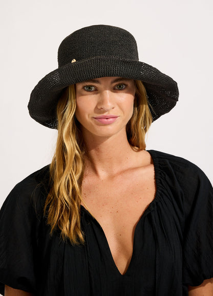 Packable Raffia Bucket Hat