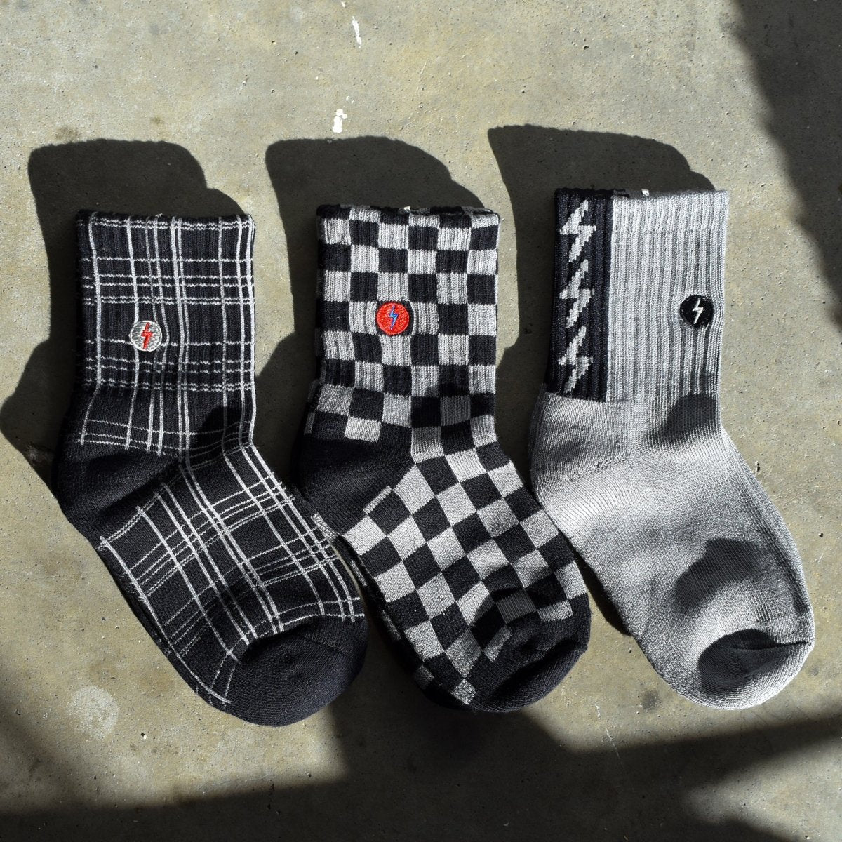 3-pack "check the Volts" Socks
