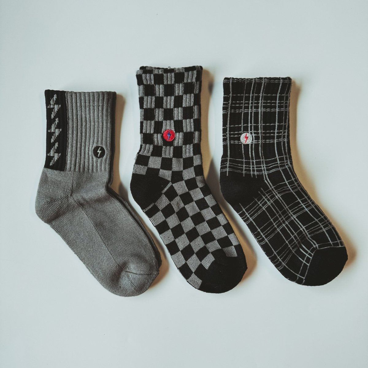 3-pack "check the Volts" Socks