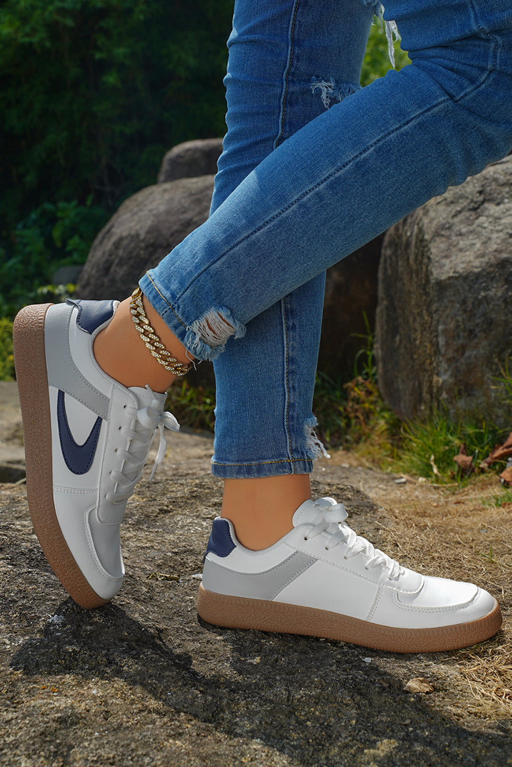 Threaded Pear Elizabeth Leather Lace Up Sneakers