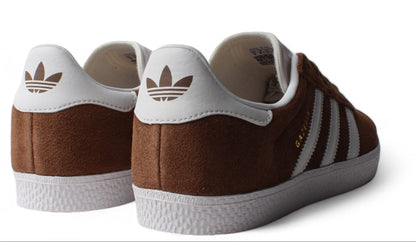 adidas Grade School Gazelle 'Preloved Brown Cloud White Gold Metallic Gs' Sneakers