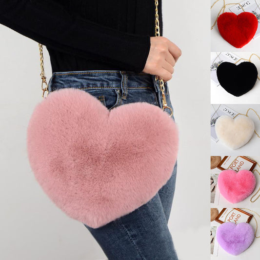 Women’s Love Heart Plush Chain Shoulder Bag | High-Sense Valentine’s Party Handbag | Trendy Minimalist Faux Fur Statement Purse | Luxury-Label Statuesque Radiant Accessory | 2026 High-Fashion Emerald-Luxe Essential