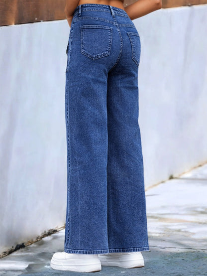 Women’s High-Waisted Wide-Leg Utility Jeans | Trendy Medium Blue Cargo Denim Pants | Streetwear Wide-Leg Trousers with Multi-Pockets | High-Sense Utility Style Denim | 2026 Urban Fashion Cargo Jeans
