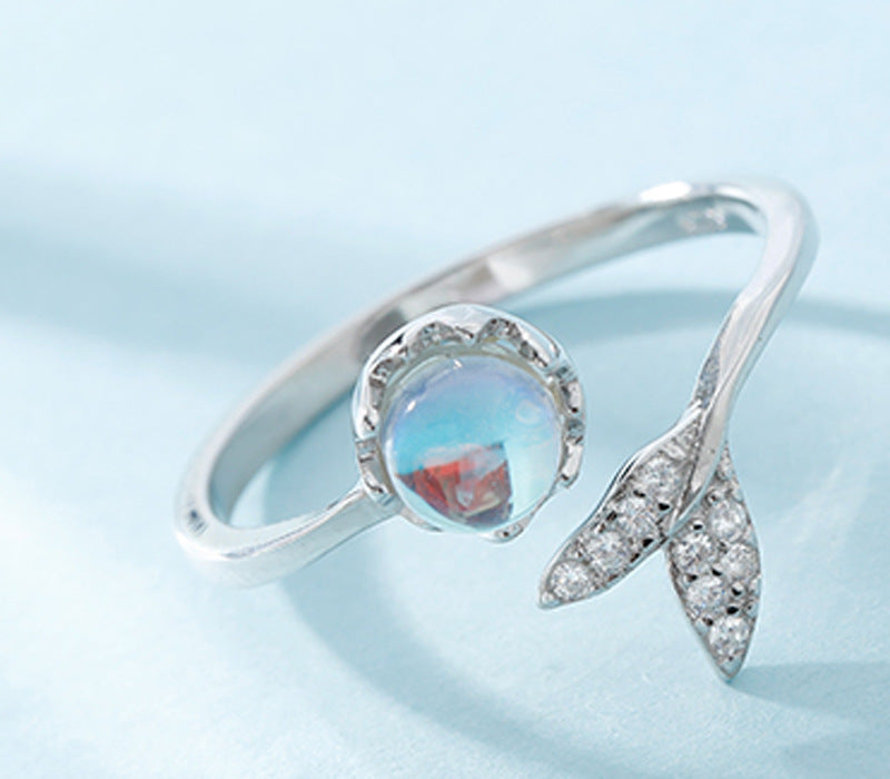 Elegant Fishtail Aurora Moonstone Ring | S925 Sterling Silver Mermaid Tail Ring | Minimalist Iridescent Moonstone Index Finger Ring | Aesthetic Mythical Sea-Inspired Jewelry