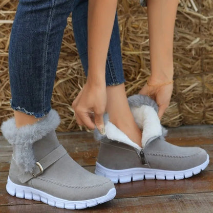 Women’s Thickened Winter Snow Boots | High-Sense Plush Ankle Boots with Buckle Design | Trendy Minimalist Plus Velvet Flat Shoes | Luxury-Label Statuesque Warm Winter Footwear | 2026 High-Fashion Radiant Outdoor Boots