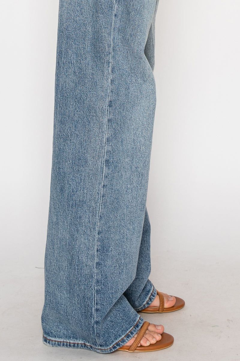 Blue by Artemis Slim Ultra High Rise 90's Straight Jeans