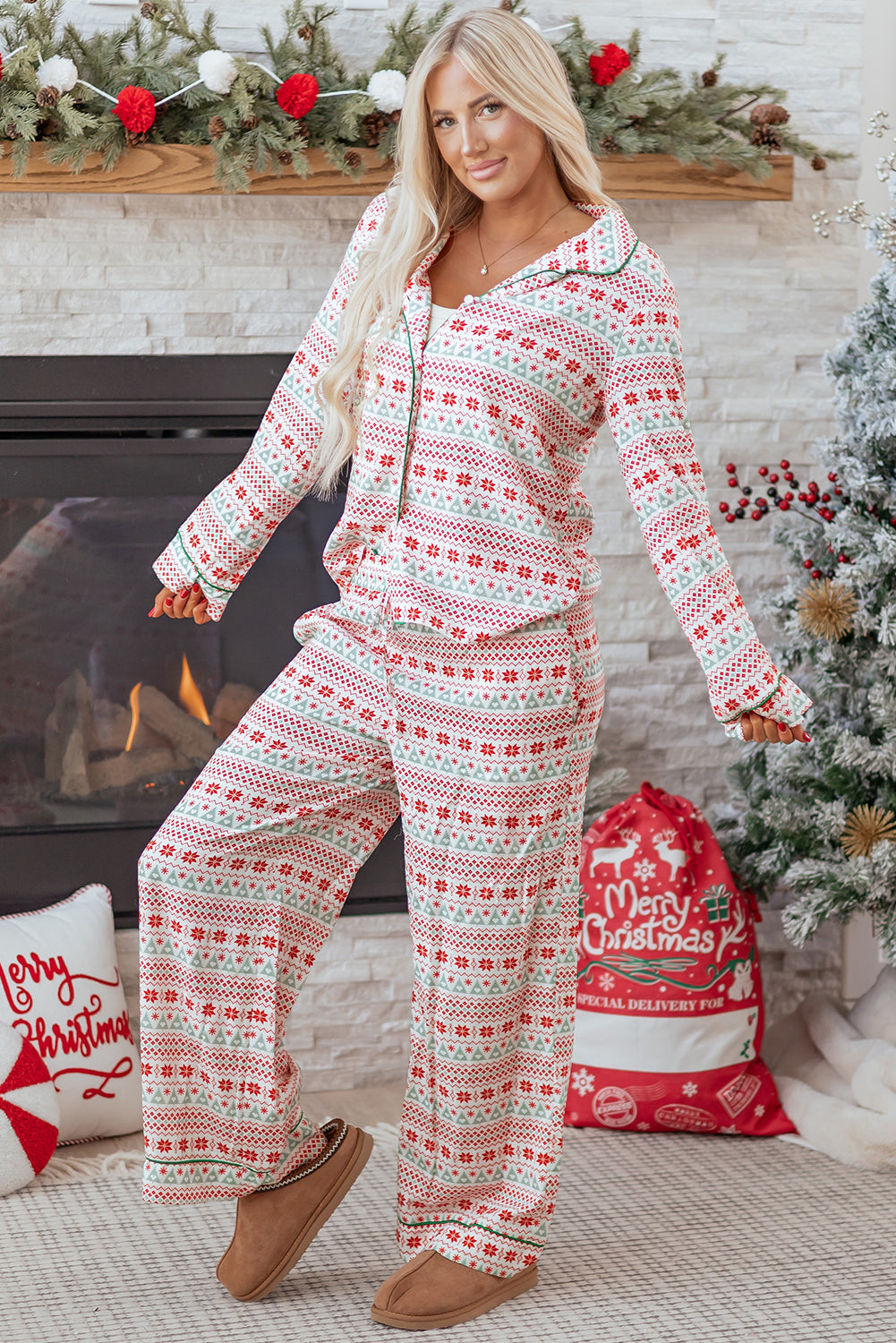Threaded Pear Sarai Christmas Pattern Print Shirt