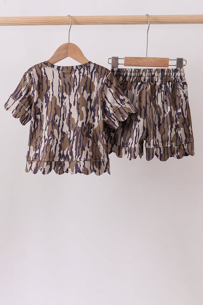 Camouflage scalloped mom&me shorts set