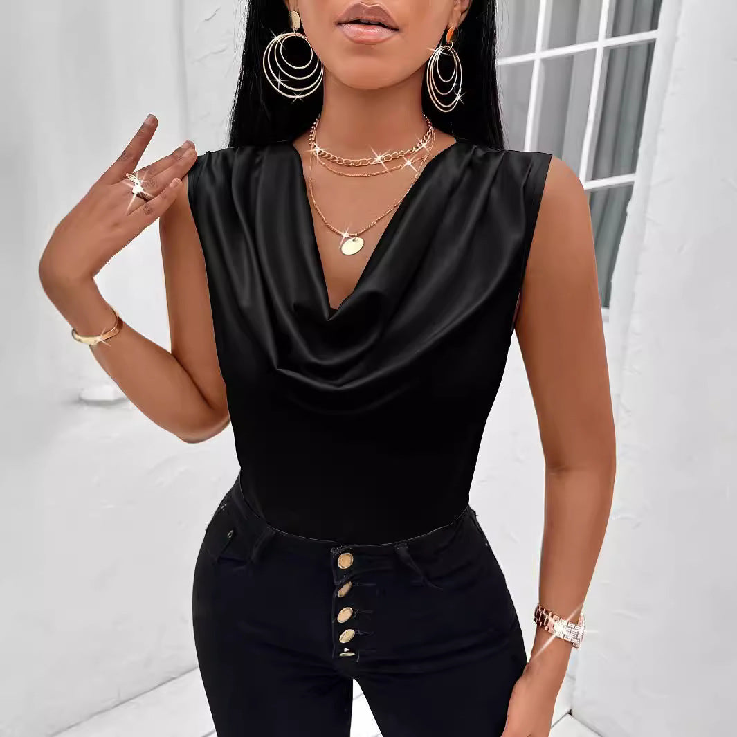 Slim fit sleeveless t-shirt for women
