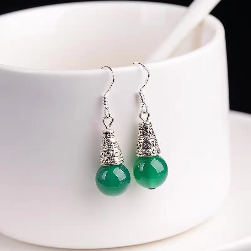 Women’s Elegant Silvering Chalcedony Earrings | High-Sense Green Agate Drop Earrings | Trendy Minimalist Gemstone Jewelry | Luxury-Label Statuesque Radiant Accessory | 2026 High-Fashion Botanical Essential