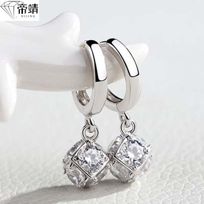 S925 Sterling Silver Magic Square Ear Buckles | High-Sense Japanese Minimalist Square Hoops | Trendy Geometric Silver Earrings | Luxury-Label Petite Square Huggies | 2026 High-Fashion Sleek Unisex Ear Jewelry