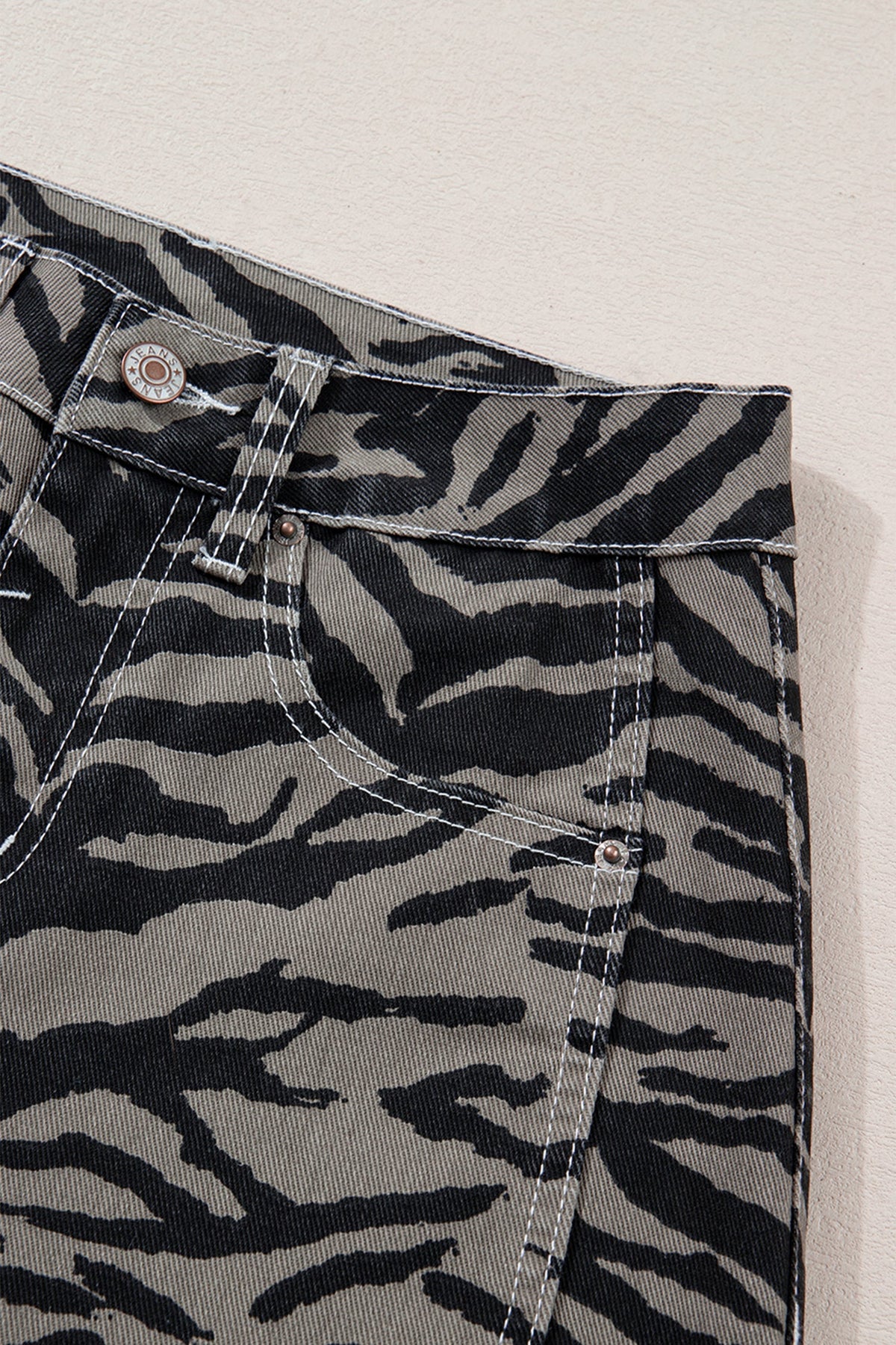 Threaded Pear Hunter Printed Wide Leg Jeans