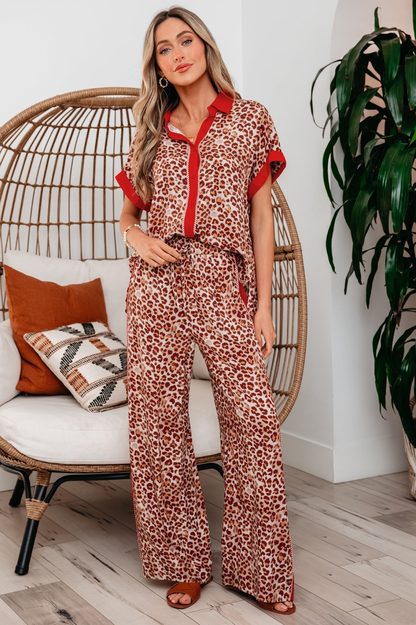 Threaded Pear Nyla Contrast Lounge Set