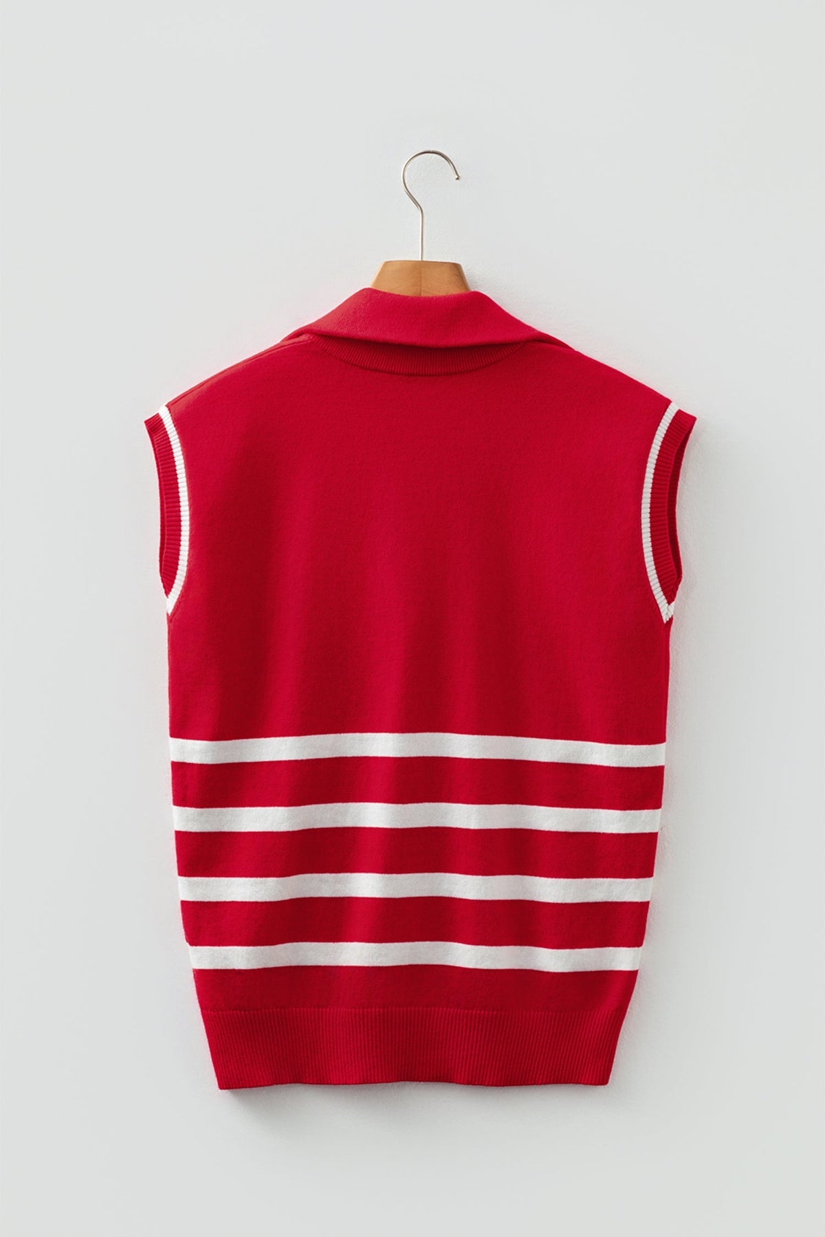 Threaded Pear Ila Detail Short Sleeve Sweater